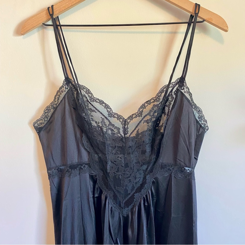 Vintage Vanity Fair Black Lace Chemise Nightgown